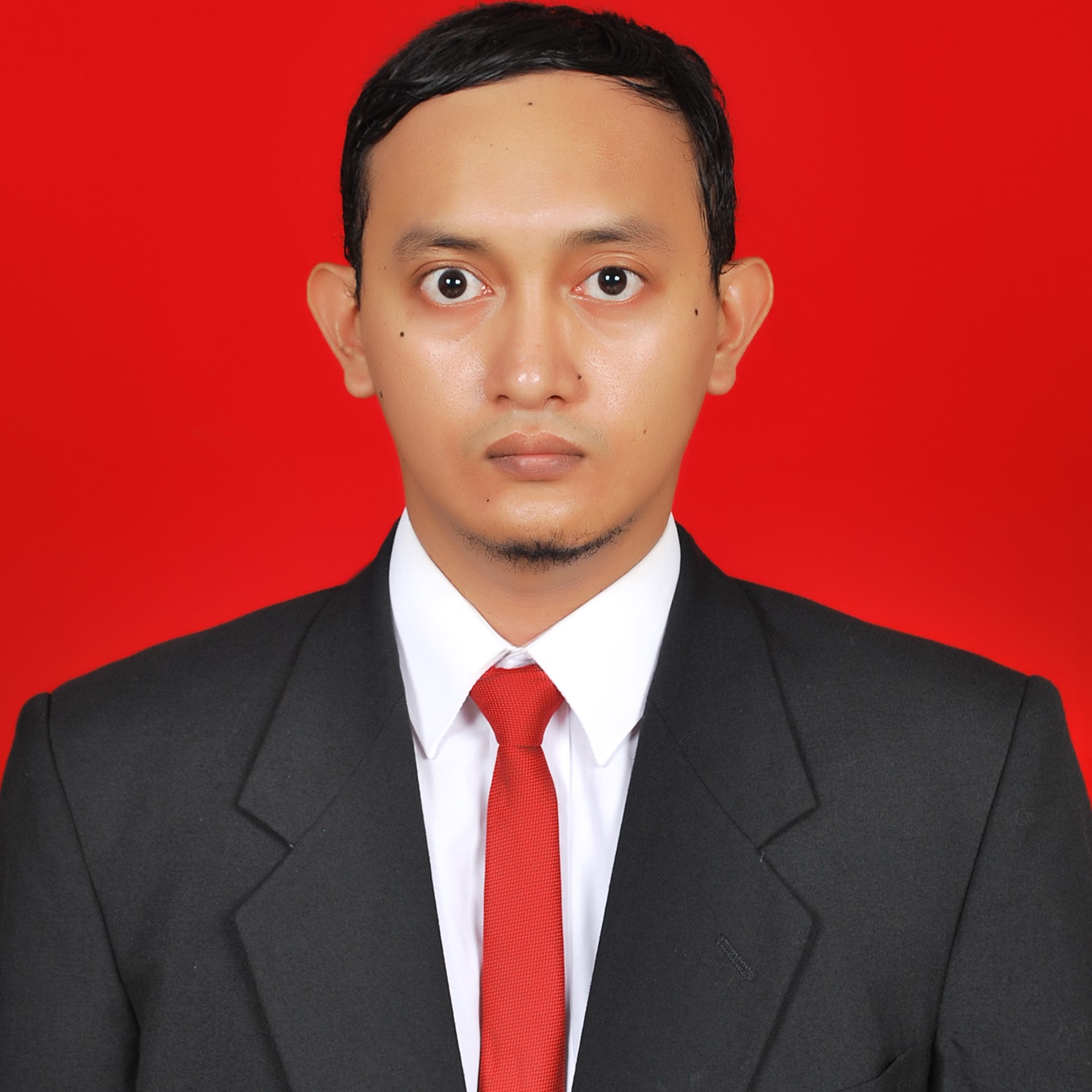 Ahmad Nur Shadiq, S.H., M.H.