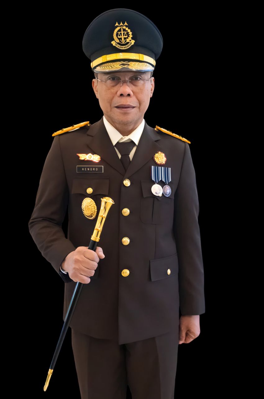 _2140_Dr--Hendro-Dewanto--SH--MH-Kajati-Jateng-Yang-Baru
