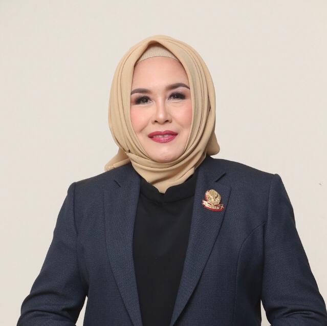 Prof. Dr. Retno Saraswati, S.H., M.Hum.