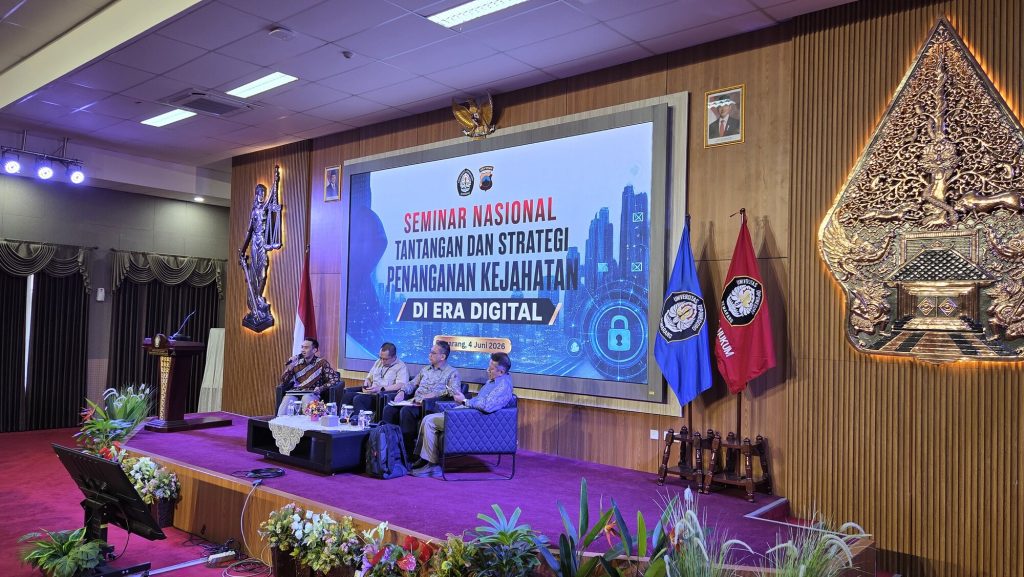 Seminar Nasional Pusdipol