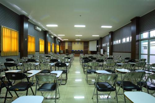 Ruang Seminar Gedung H