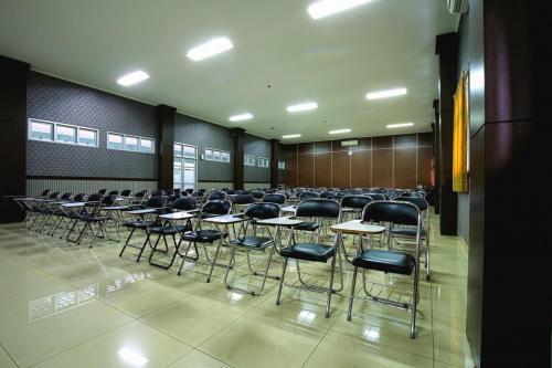 Ruang Seminar Gedung H